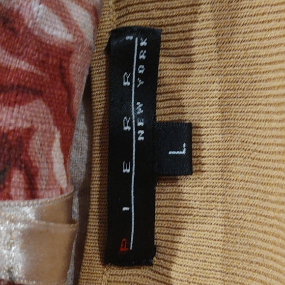 Pierre mustard color heavy beaded/sequined top. Long sleeves, plain back. Size L - Picture 4 of 6